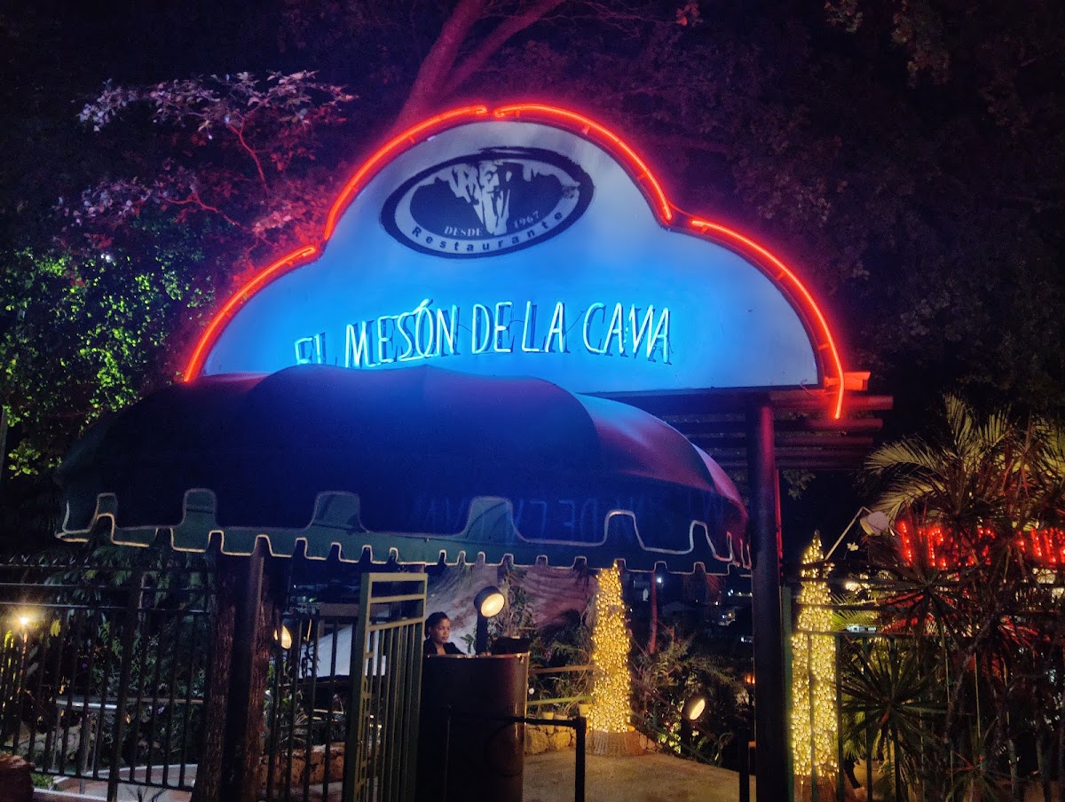 El Mesón De La Cava-3